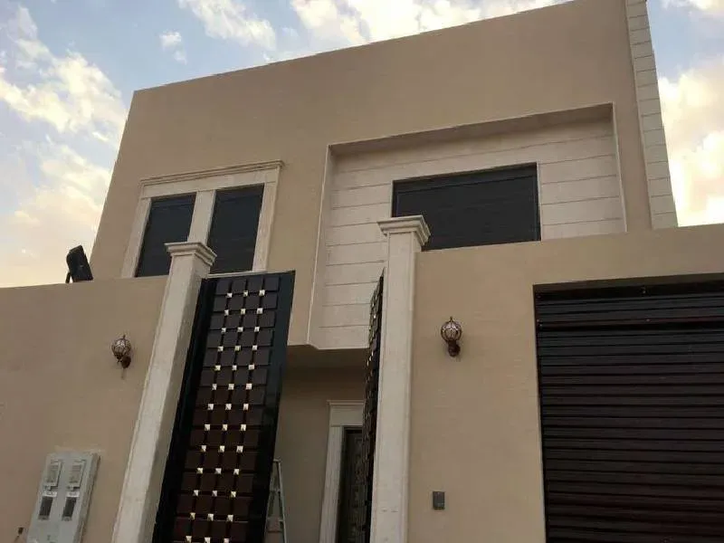 افضل المعلمولديكورات الداخلية ودهانات الداخلية في الرياض