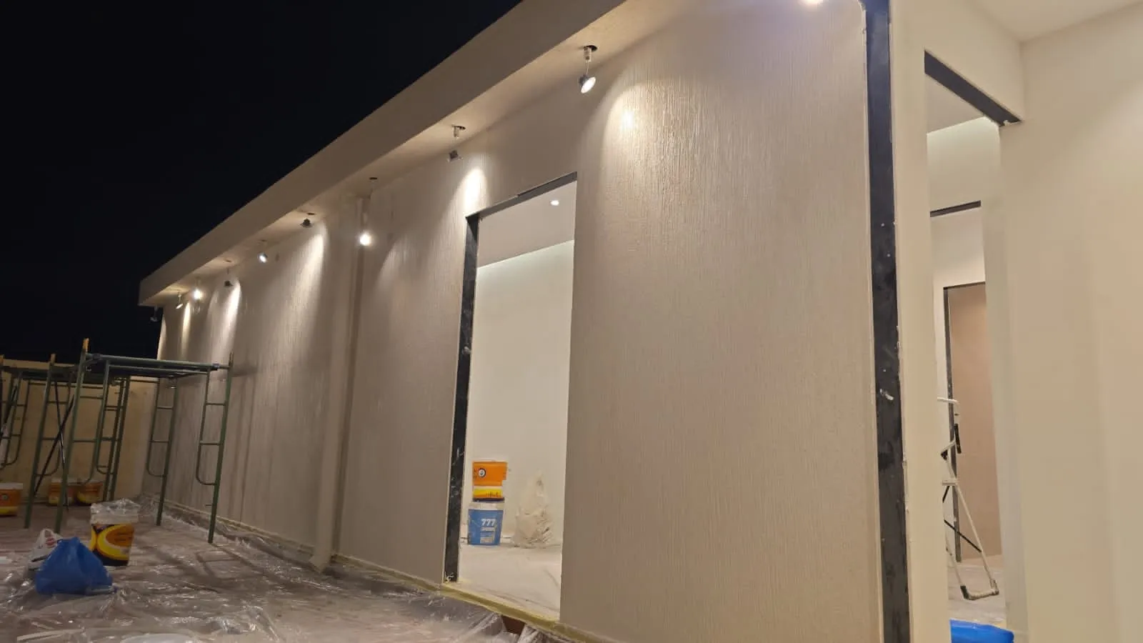 بناء ملاحق خارجية مودرن بشمال الرياض وحي السويدي لعام 2026 