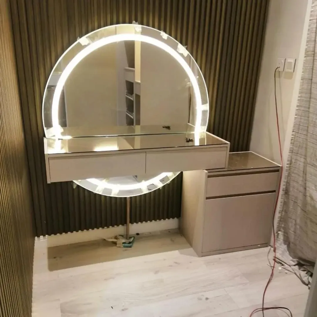 ديكورات مرايا مودرن في الرياض 2026:لتجديد منزلك بلمسات فخمة